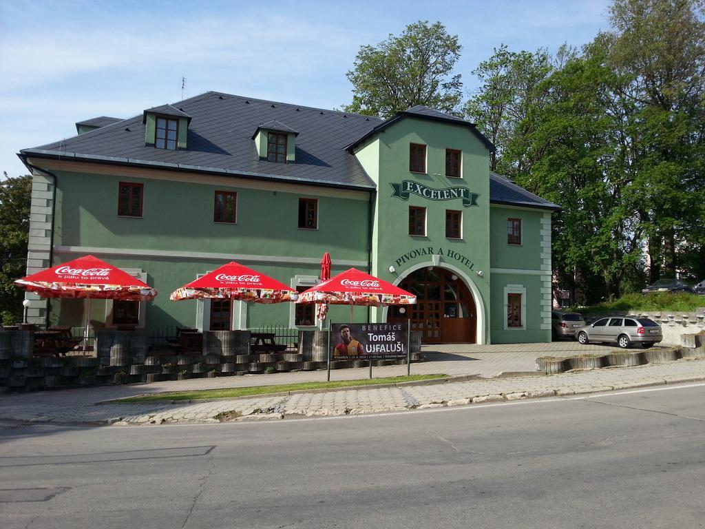 Hotel Excelent Rýmařov Kültér fotó