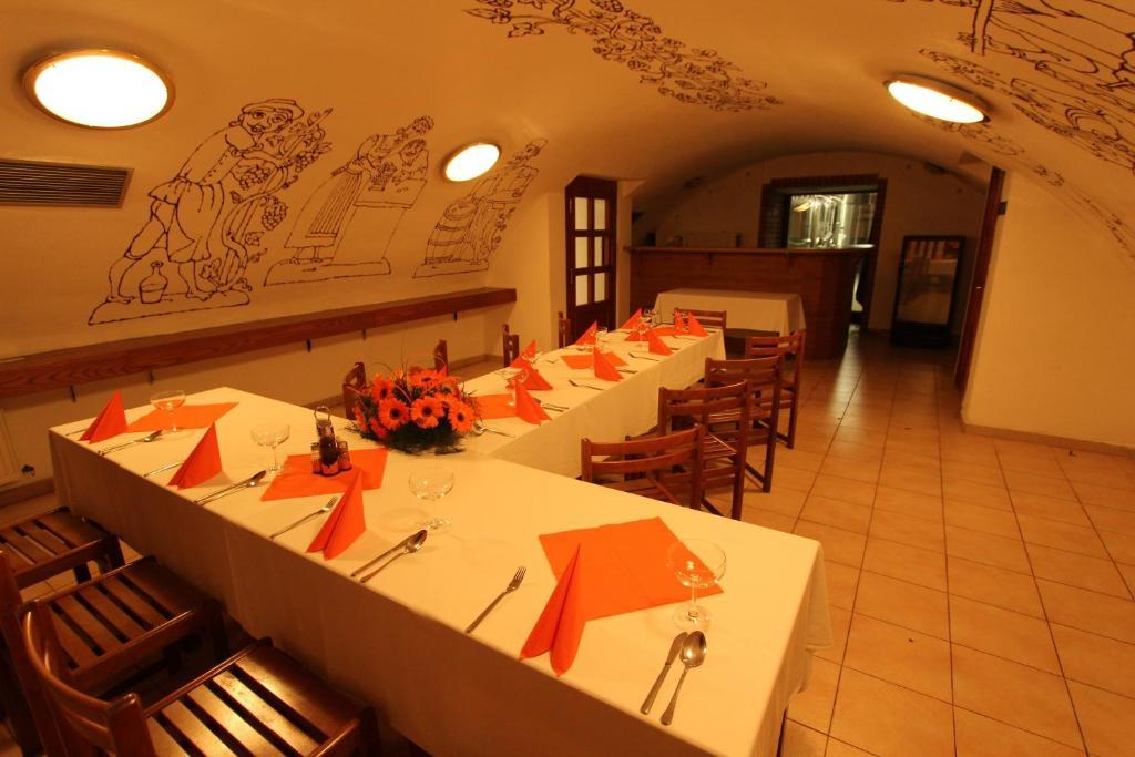 Hotel Excelent Rýmařov Kültér fotó